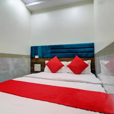 New Balaji Residency 3*