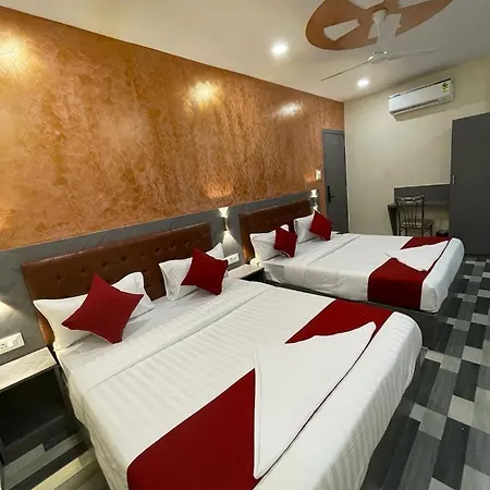 Hotel Glitz Golden Sands - Nr Asalpha Metro Station *