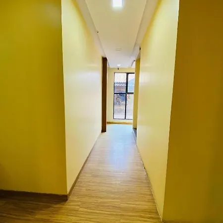 Hotel Arton Regency - Near International Airport