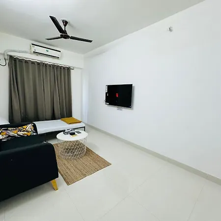 Apartment 1 Bedroom In Parel