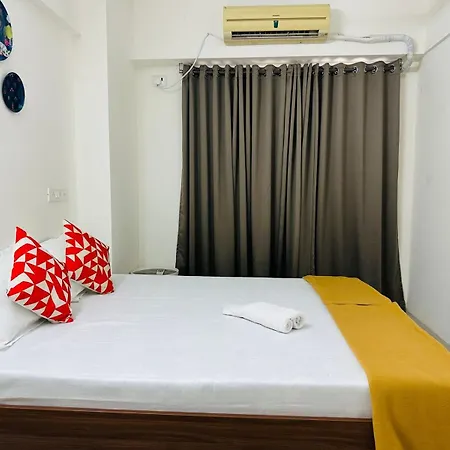 Apartment 1 Bedroom In Parel
