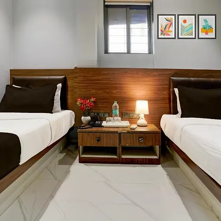 Super Oyo Hotel O Powai Inn Mumbai Hotel 4*