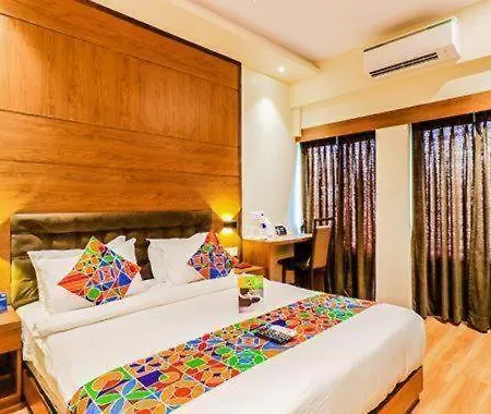 Glitz New Ascot International - Nr International Airport T2 Hotel Mumbai