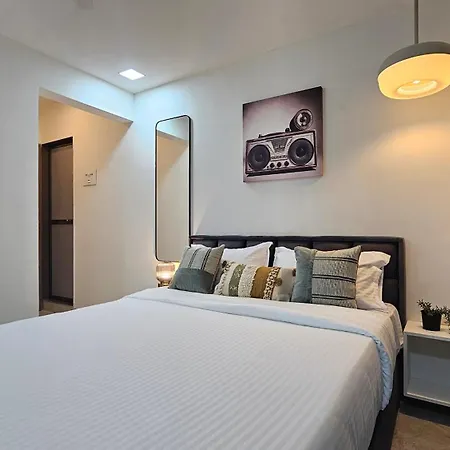 Lite - Khar West Mumbai