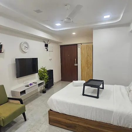 Lite - Khar West *