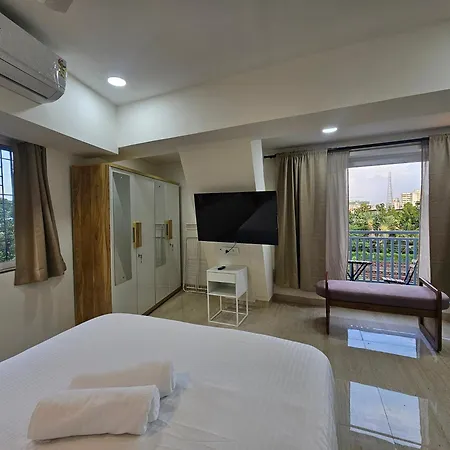 Lite - Khar West Apartment *