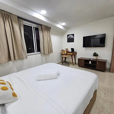 Apartment Lite - Khar West Mumbai