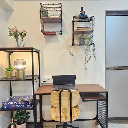 Lite - Khar West Apartment Mumbai