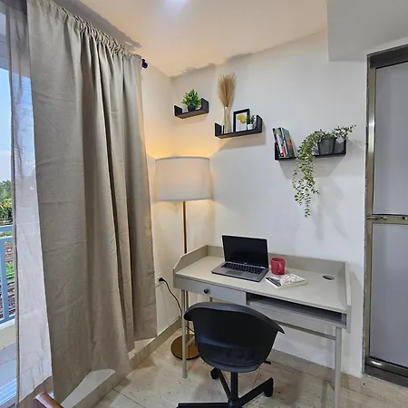 Lite - Khar West