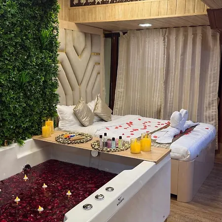 Aparthotel Makaan - The Luxury Homestay