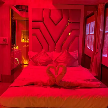 Makaan - The Luxury Homestay Mumbai