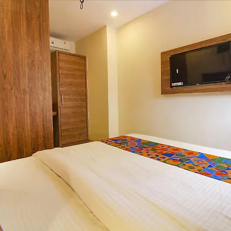 Fabhotel Peninsula - Nr Csmt Station 3* Mumbai