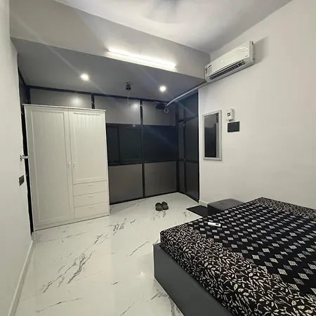 Aqua International Airport Bed & Breakfast Mumbai