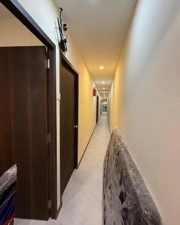 Marine Line Near Marine Drive & Cricket Stadium, South Hotel 2*