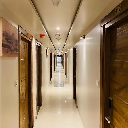 Amber Choice International Airport Mumbai