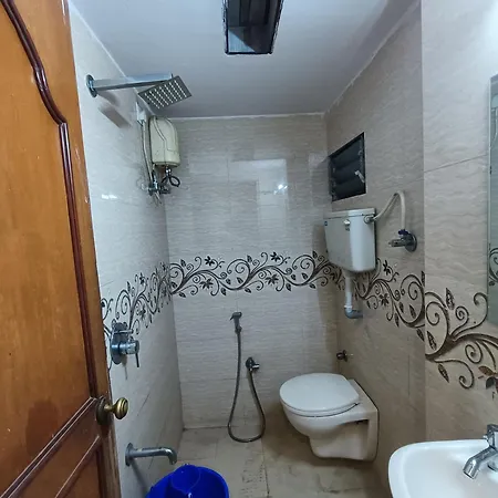 Platinum Residency Colaba Hotel 2*