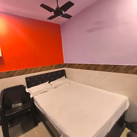 Hotel Heera 2*