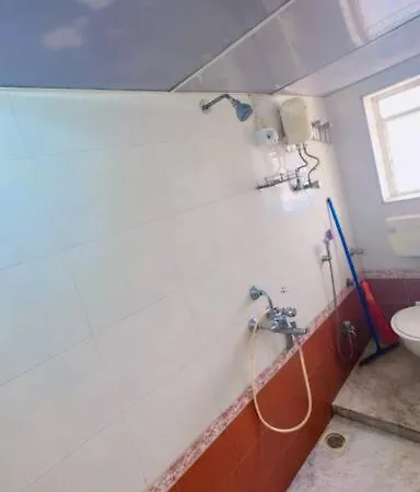 Flat In Bandra West Apartment *