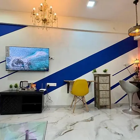 Apartment Cozy 1bhk With View In Bandra West 401 Mumbai