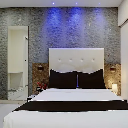 Hotel O Golden Star 4*