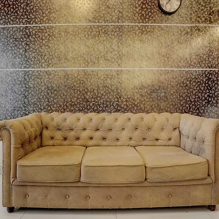 Hotel O Golden Star