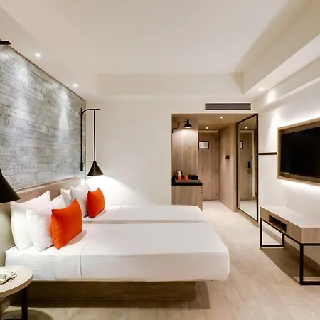 Hotel Lemon Tree Premier, International Airport Mumbai