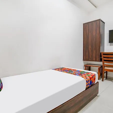 Fabhotel Elvis - Nr International Airport 3*