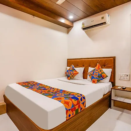 Fabhotel The United 3*