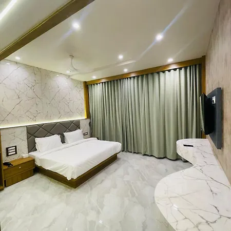 Amber Choice International Airport Mumbai