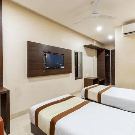 Vertigo Kurla West Hotel 2*