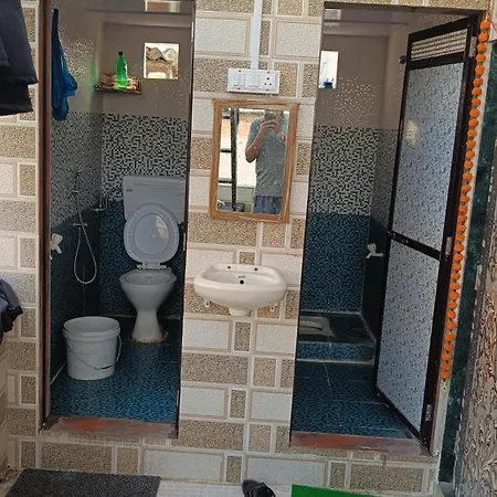 Santoshi Naresh Sarsar Apartment *