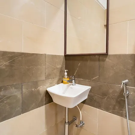 Earthy 1bhk Bandra W By The Company * Mumbai