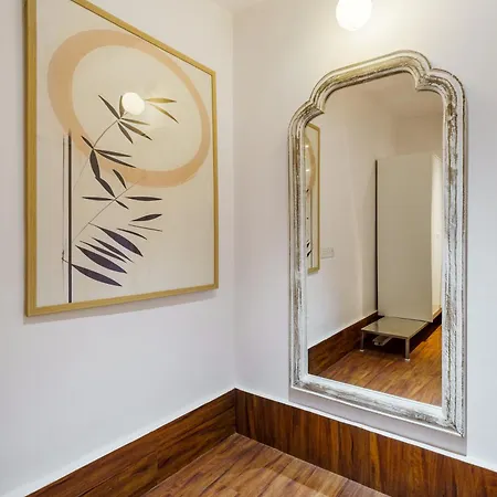 48b 1bhk Khar W By The Company Apartment *