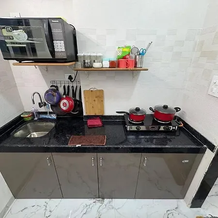 Apartment Modern 1bhk Retreat At Waroda Road, Bandra 203 *