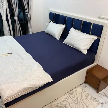 Modern 1bhk Retreat At Waroda Road, Bandra 203