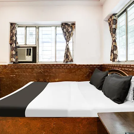 O Star Hotel