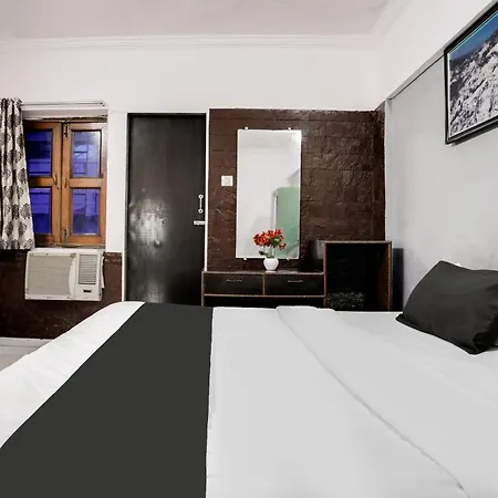 O Star Hotel 3*