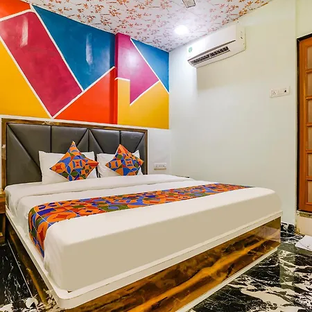 Hotel Via Twigo 3*