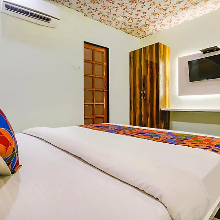 Hotel Via Twigo 3*