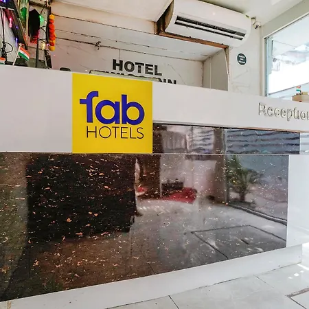 Hotel Via Twigo 3*