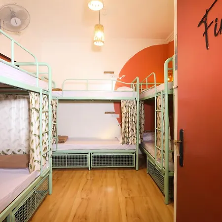 Hostel Mantra Mumbai