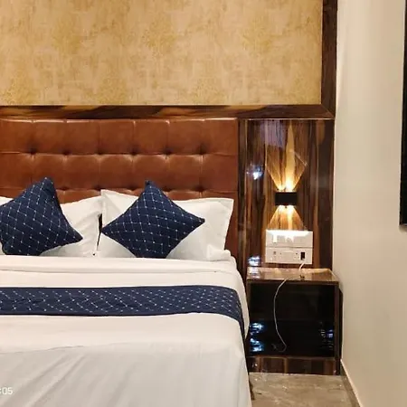 Guest house Sanjari International