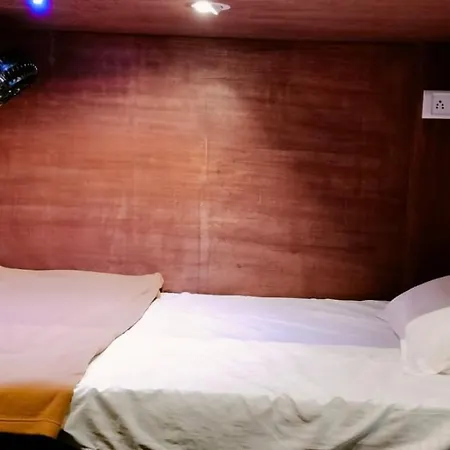 Mkh Bed & Breakfast *