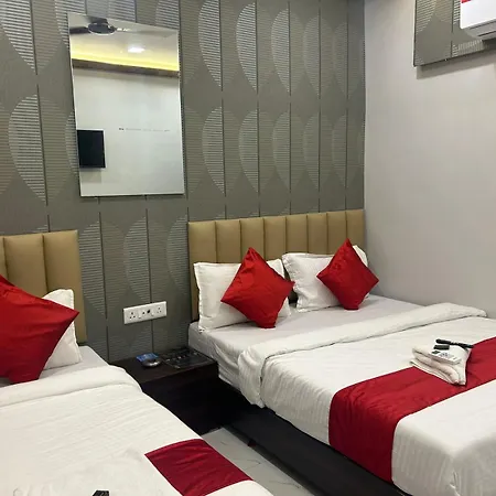 Vaithi Residency - Andheri West