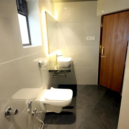 Host International Marol Hotel
