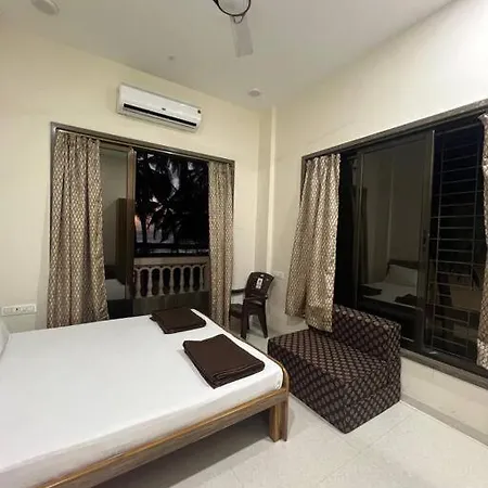 Gk House 5bhk Pvt Pool *