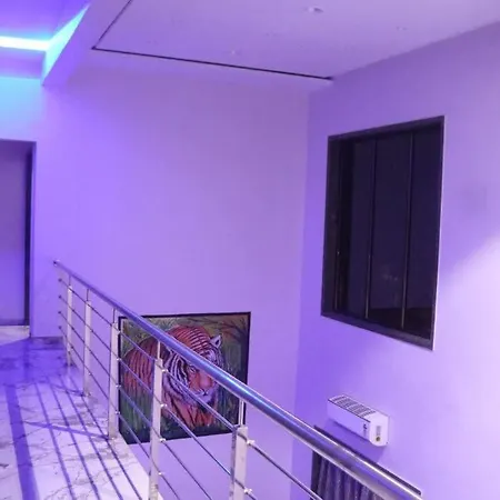 Gk House 5bhk Pvt Pool Villa Mumbai