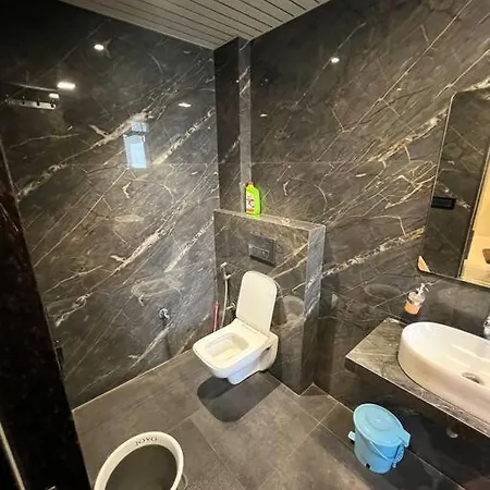 Stayhaven Starmount 4bhk & Pool *