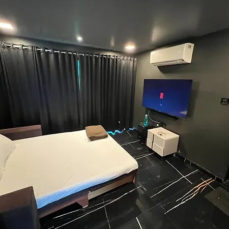 Villa Stayhaven Starmount 4bhk & Pool