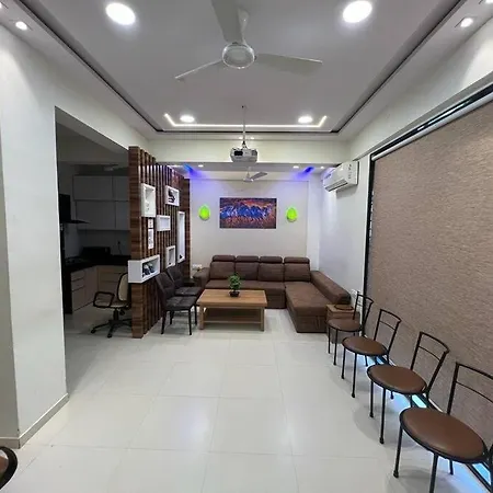 Villa 3bhk Parindacasa With Pvt Pool & Uhd Theatre Mumbai